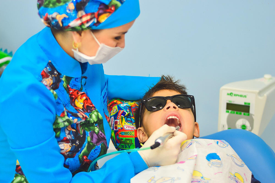 Should you buy toys for your pediatric dental patients? A large new study says yes. 